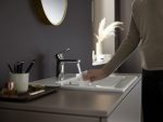 hansgrohe Vernis Blend Waschtischarmatur 100 mit Metall Zugstangen-Ablaufgarnitur – Bild 3